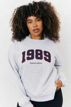 New Fits 1989 Printed Graphic Sweatshirt Grey