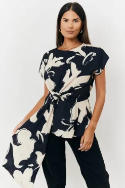 In The Style Abstract Drape Top Print