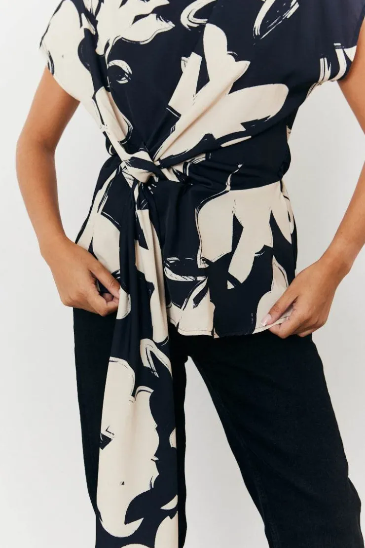 In The Style Abstract Drape Top Print
