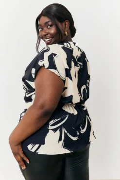 In The Style Abstract Drape Top Print