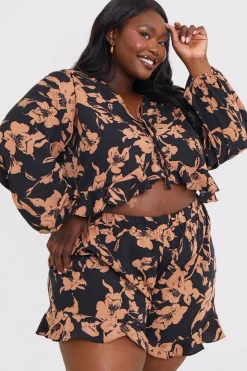 Online In the Style Abstract Floral Frill Co-Ord Shorts Brown