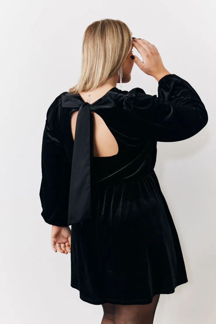 Discount In the Style Bow Back Velour Mini Dress Black