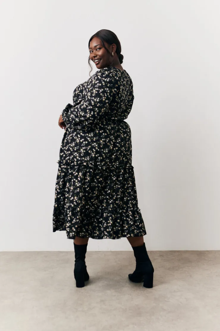 Sale In The Style Ditsy Floral Printed Wrap Midi Dress Black
