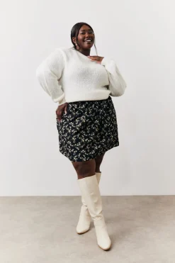 New In the Style Black Floral Flippy Mini Skirt Multi