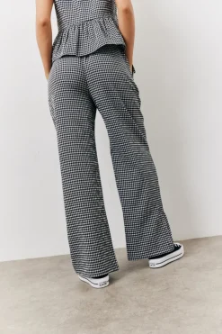 Clearance In The Style Gingham Wide Leg Trousers Black