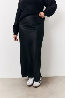 In the Style Jacquard Printed Slip Skirt Black