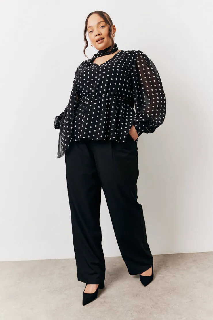New In The Style Polka Dot Tie Neck Blouse Black