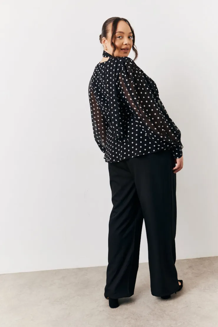 New In The Style Polka Dot Tie Neck Blouse Black