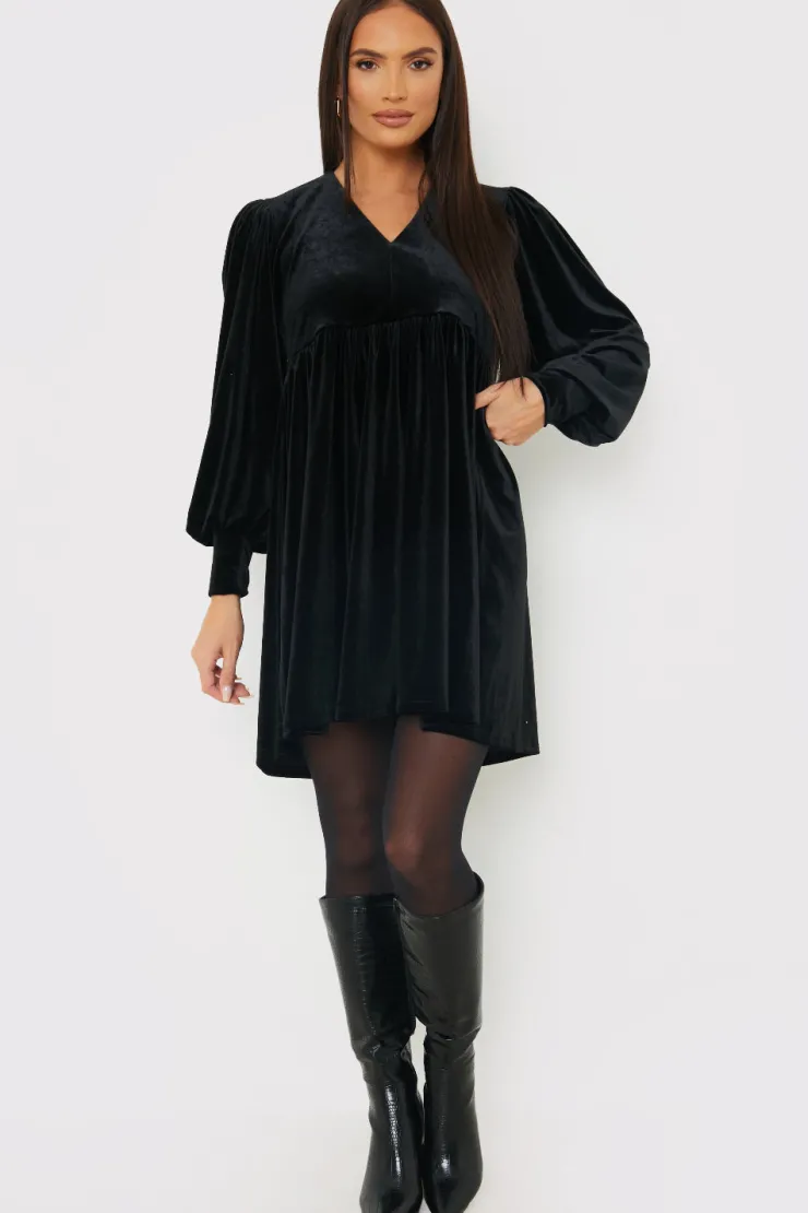 New In the Style Velvet Smock Mini Dress Black