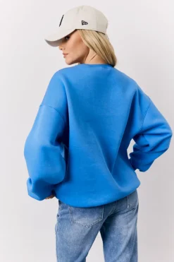 Discount In The Style Borg Graphic Sweater Blue