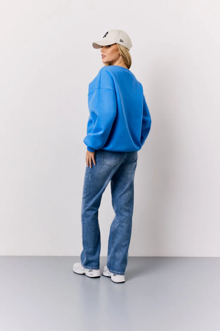Discount In The Style Borg Graphic Sweater Blue