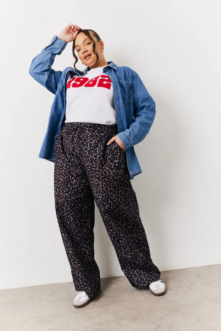 Hot In The Style Leopard Print Trousers Brown