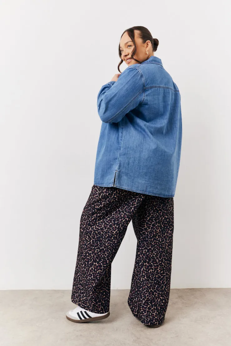 Hot In The Style Leopard Print Trousers Brown