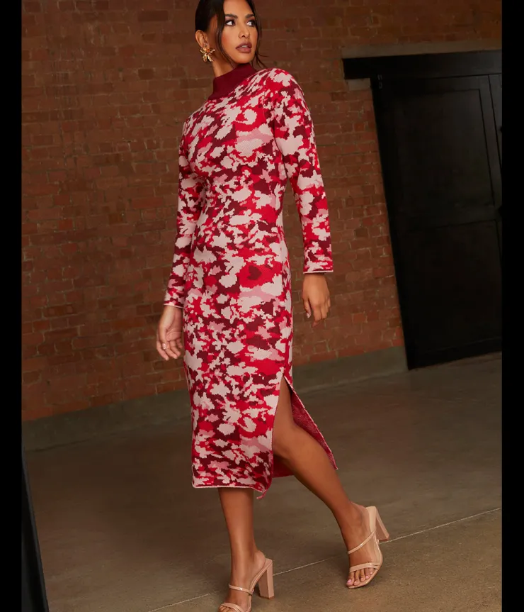 Discount CHI CHI LONDON Abstract Floral Knitted Midi Dress in Pink