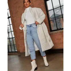 Online CHI CHI LONDON Diamond Quilted Longline Belted Coat in Cream