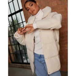 Discount CHI CHI LONDON Padded Puffer Coat in Cream