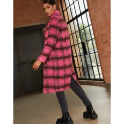 Clearance CHI CHI LONDON Single Breasted Check Coat in Pink