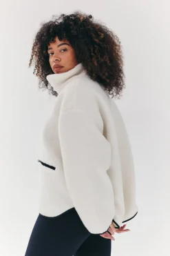 Fits Contrast Piping Borg Lined Half Zip Up Fleece Cream