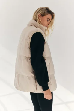 Clearance Fits Oversized Puffer Gilet Cream
