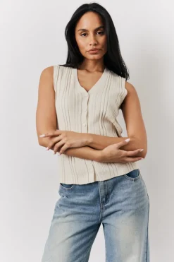 Clearance In The Style Ribbed Button Up Knitted Waistcoat Ecru
