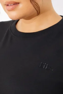 Discount Fits Embroidered Jersey Crew Neck T-Shirt