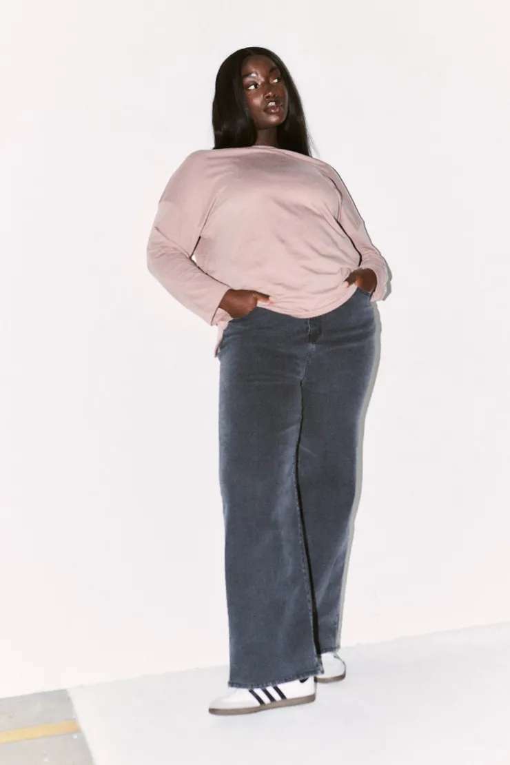 Best Fits Embroidered Crew Neck Long Sleeve T-Shirt Mauve