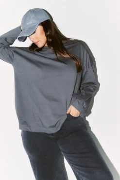 Clearance Fits Embroidered Crew Neck Long Sleeve T-Shirt Charcoal