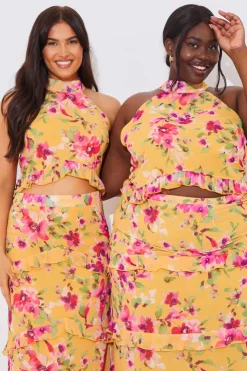 Discount In the Style Floral Chiffon Halter Co-Ord Crop Top Lemon