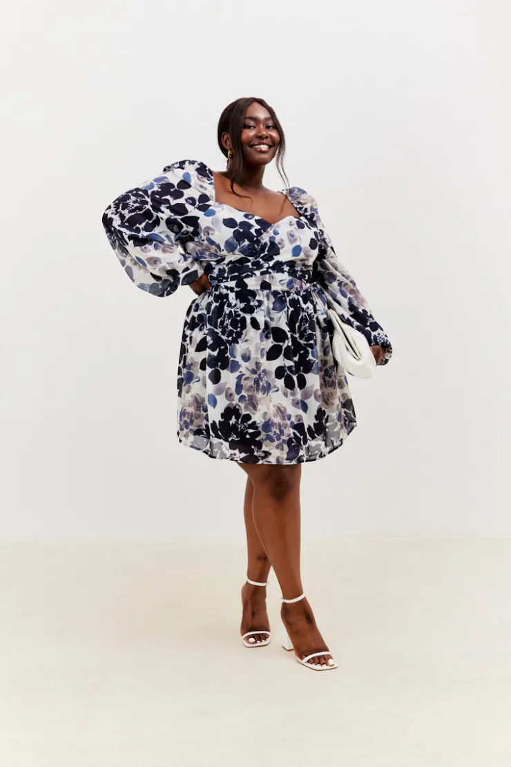 Best In the Style Floral Chiffon Wrap Sweetheart Mini Skater Dress Black