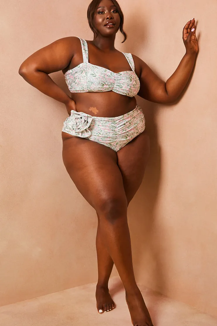 In The Style Floral So Perfect Wide Strap Bikini Top Green