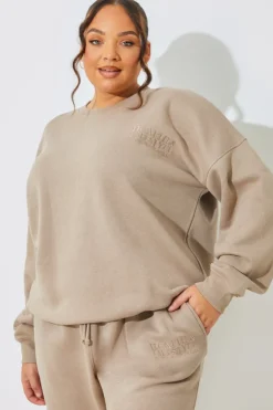 Online In the Style Health and Lifestyle' Oversized Sweater Sand