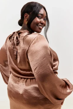 Online In the Style High Neck Wrap Co-Ord Top Chocolate
