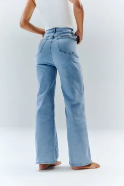 Discount In The Style Isla Wide Leg Jeans Light blue