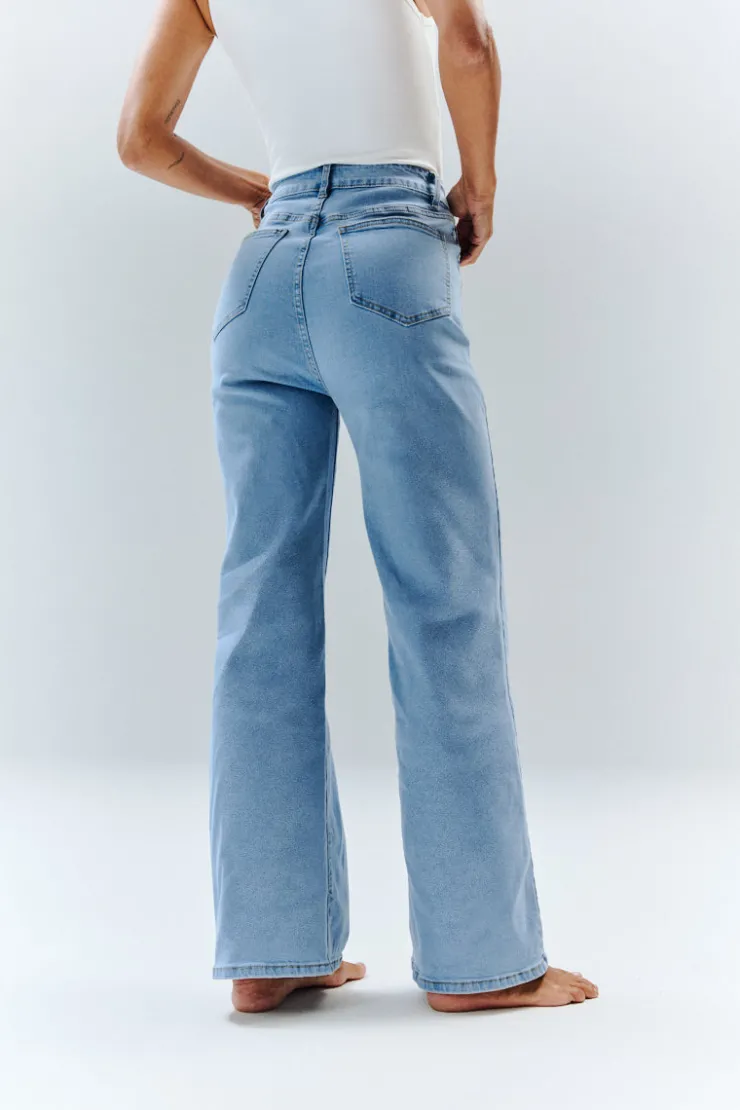 Discount In The Style Isla Wide Leg Jeans Light blue