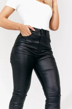 Sale In The Style Isobelle Coated Skinny Jean Black