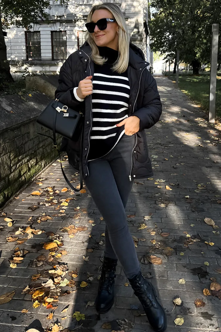 In The Style Isobelle Skinny Jean in Black Washed black