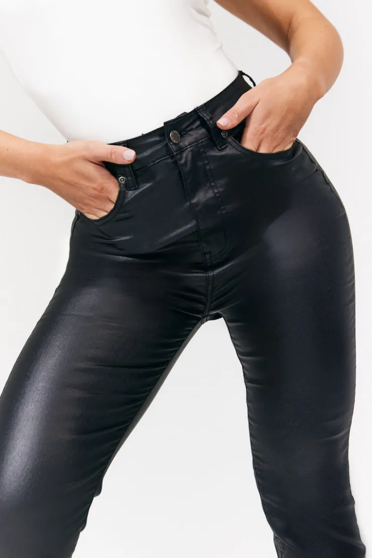 Hot In The Style Ivy Coated Kickflare Jeans Black