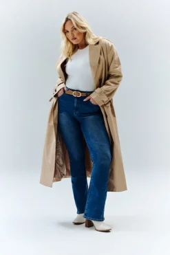 Hot In The Style Ivy Kickflare Jeans Blue