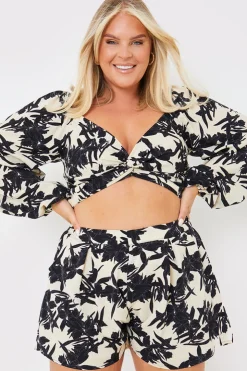 Clearance In the Style Knot Front Crop Top Beige