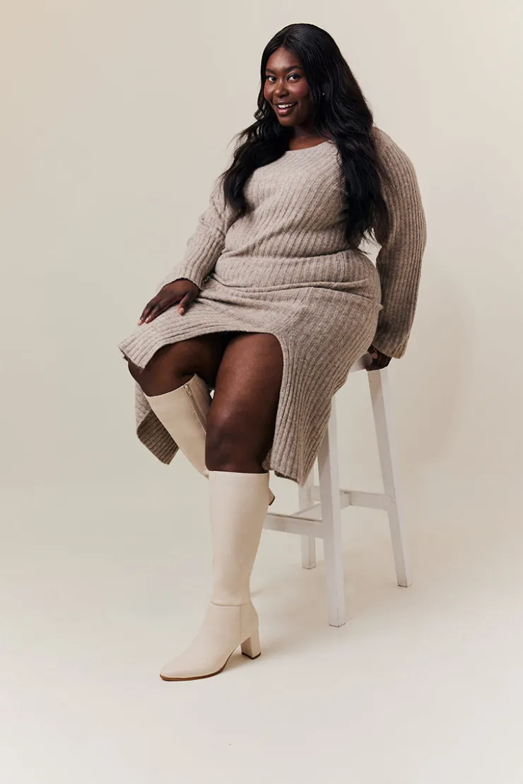 Hot In The Style Kylie Heeled High Leg Boot Cream