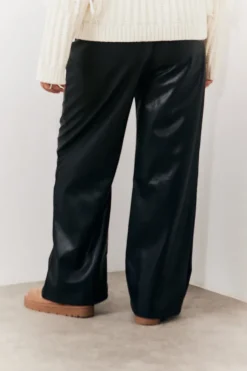 Best In the Style Leather Look Pintuck Detail Trousers Black