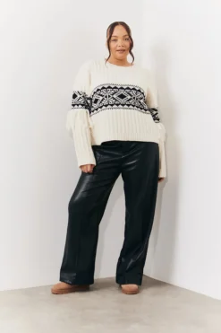 Best In the Style Leather Look Pintuck Detail Trousers Black