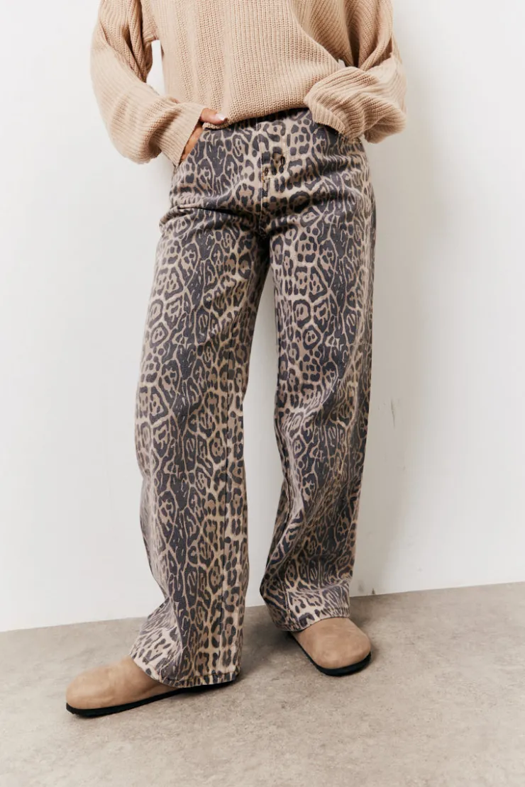 Online In The Style Leopard Straight Leg Jeans Animal print