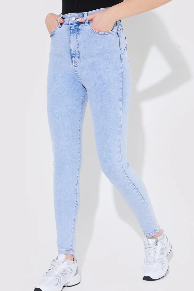 Hot Fits Light Wash Sculpt Shaper Jean Blue
