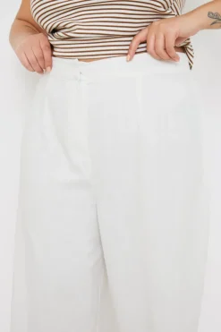 New In the Style Linen Look Wide Leg Trousers Cream