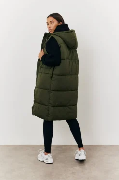 New In The Style Longline Hooded Puffer Gilet Khaki