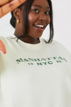 Hot In the Style Manhattan Slogan Sweater Cream