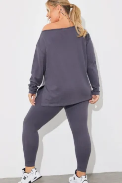 New In The Style Off The Shoulder Long Sleeve T Shirt And Legging Set