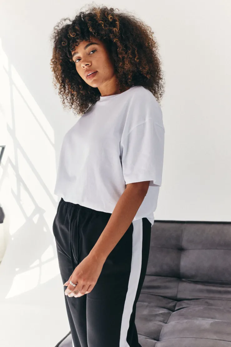 Discount Fits Oversized Boyfriend Embroidered Sleeve T-Shirt White