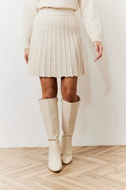Discount In The Style Pleated Co-Ord Mini Skirt Cream